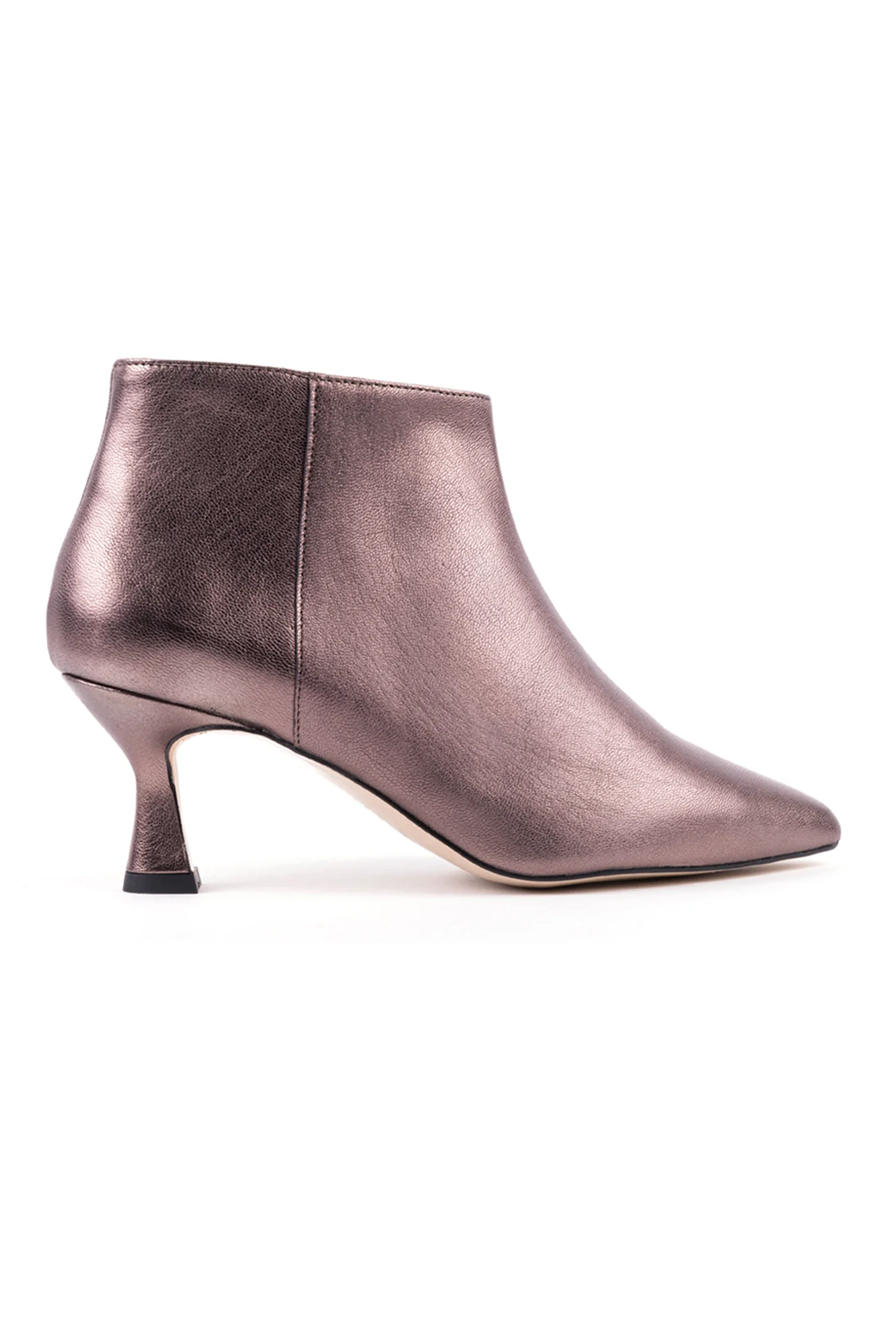 Botins de salto médio em