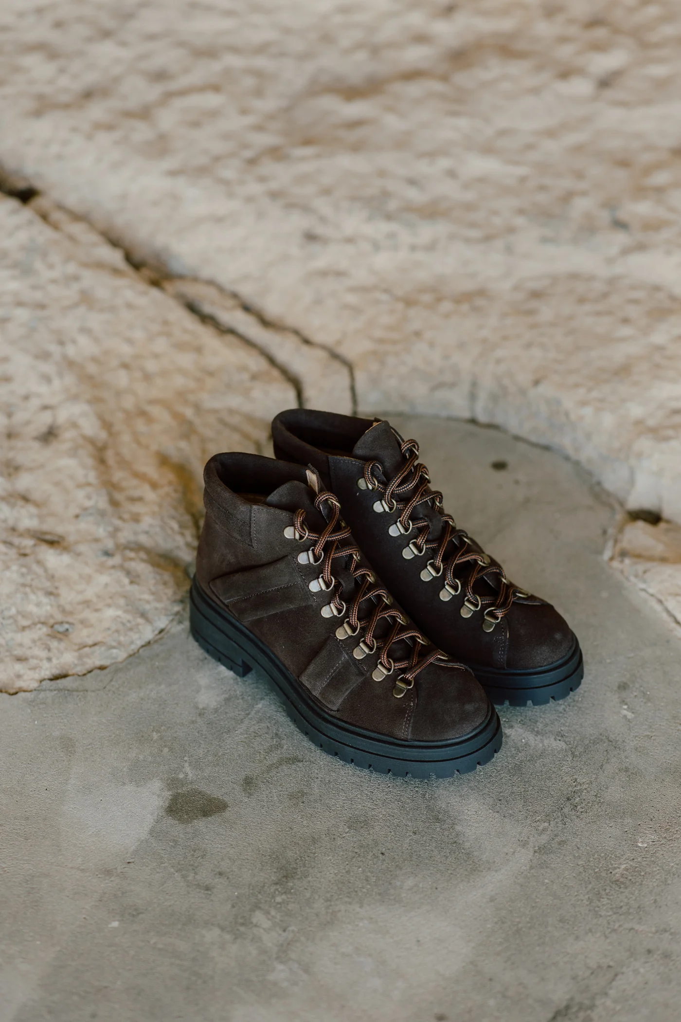 Botins em croute com atacadores