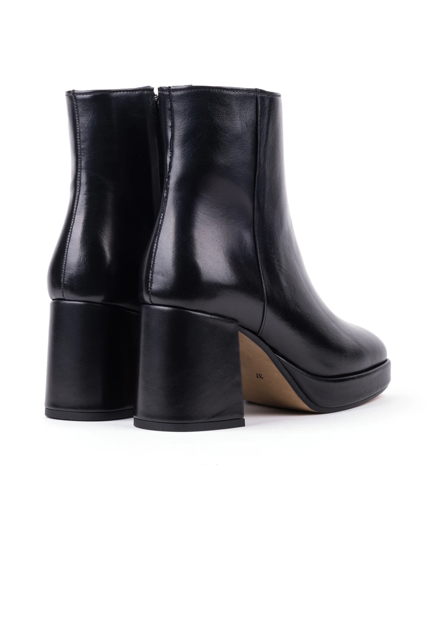 Botas em pele de salto alto - Image 3
