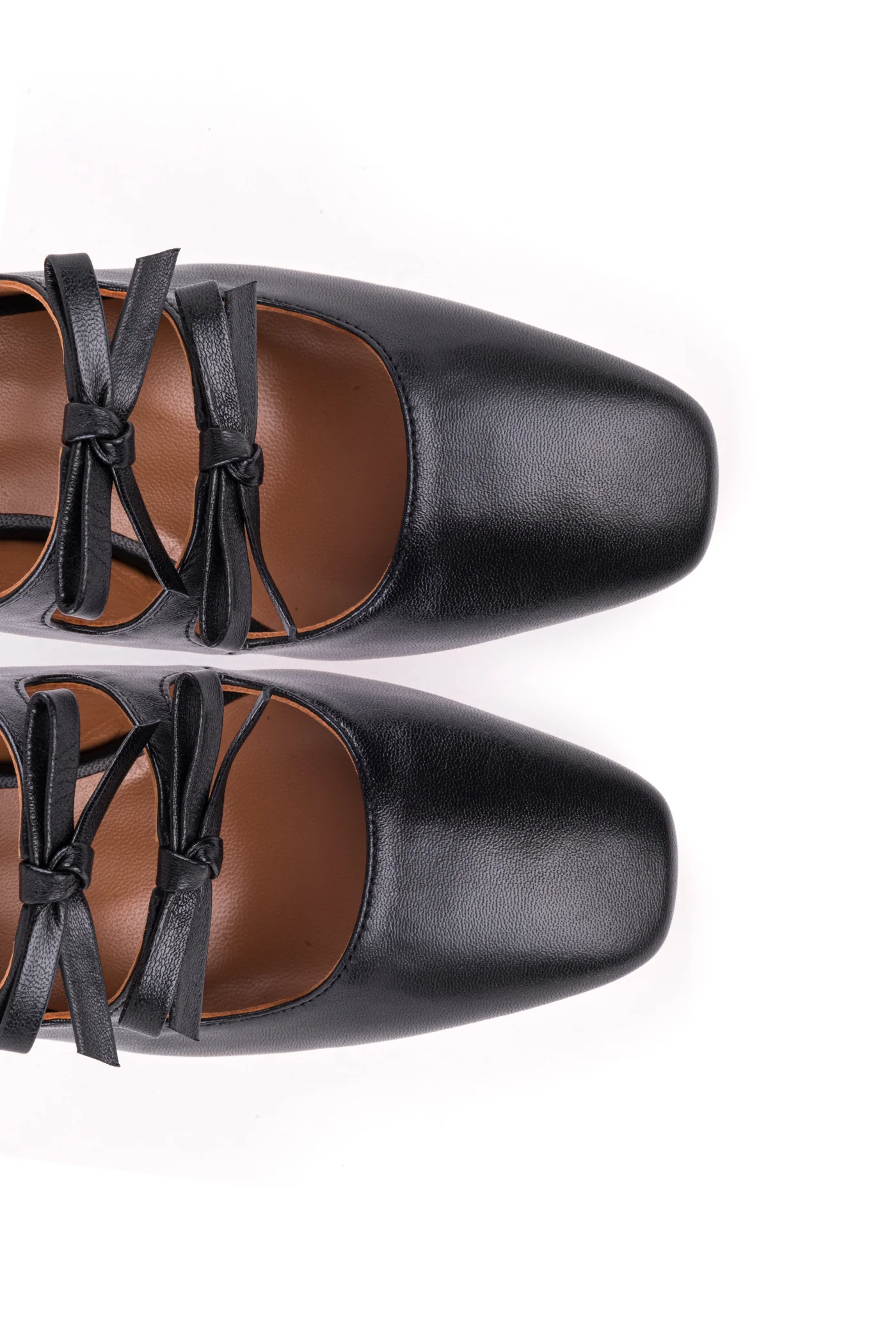 Slingbacks com salto médio em pele - Image 4