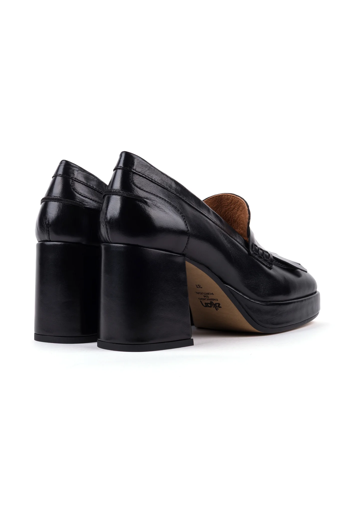 Sapatos de salto alto com franjas em pele - Image 3
