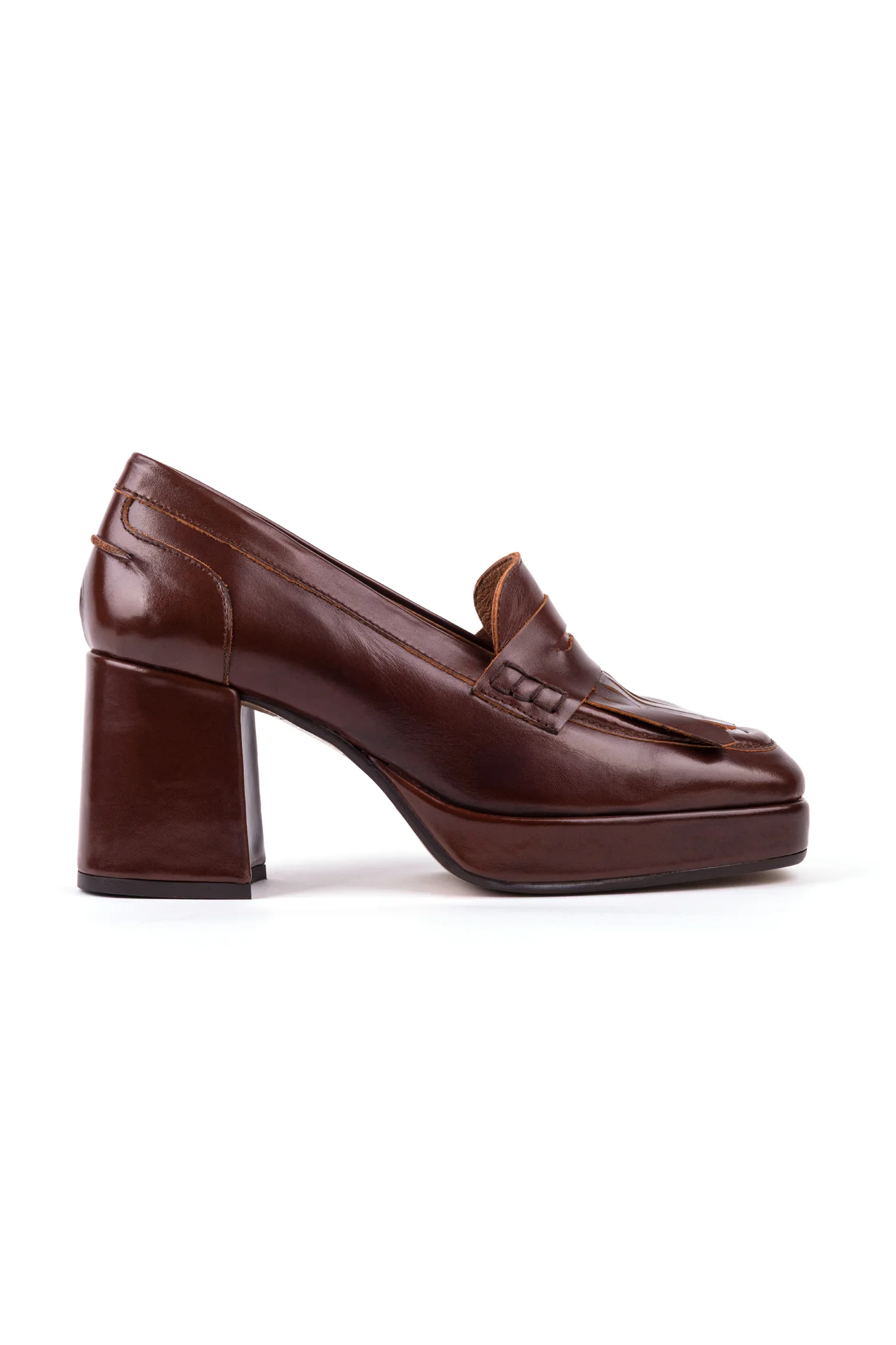 Sapatos de salto alto com franjas em pele - Image 4