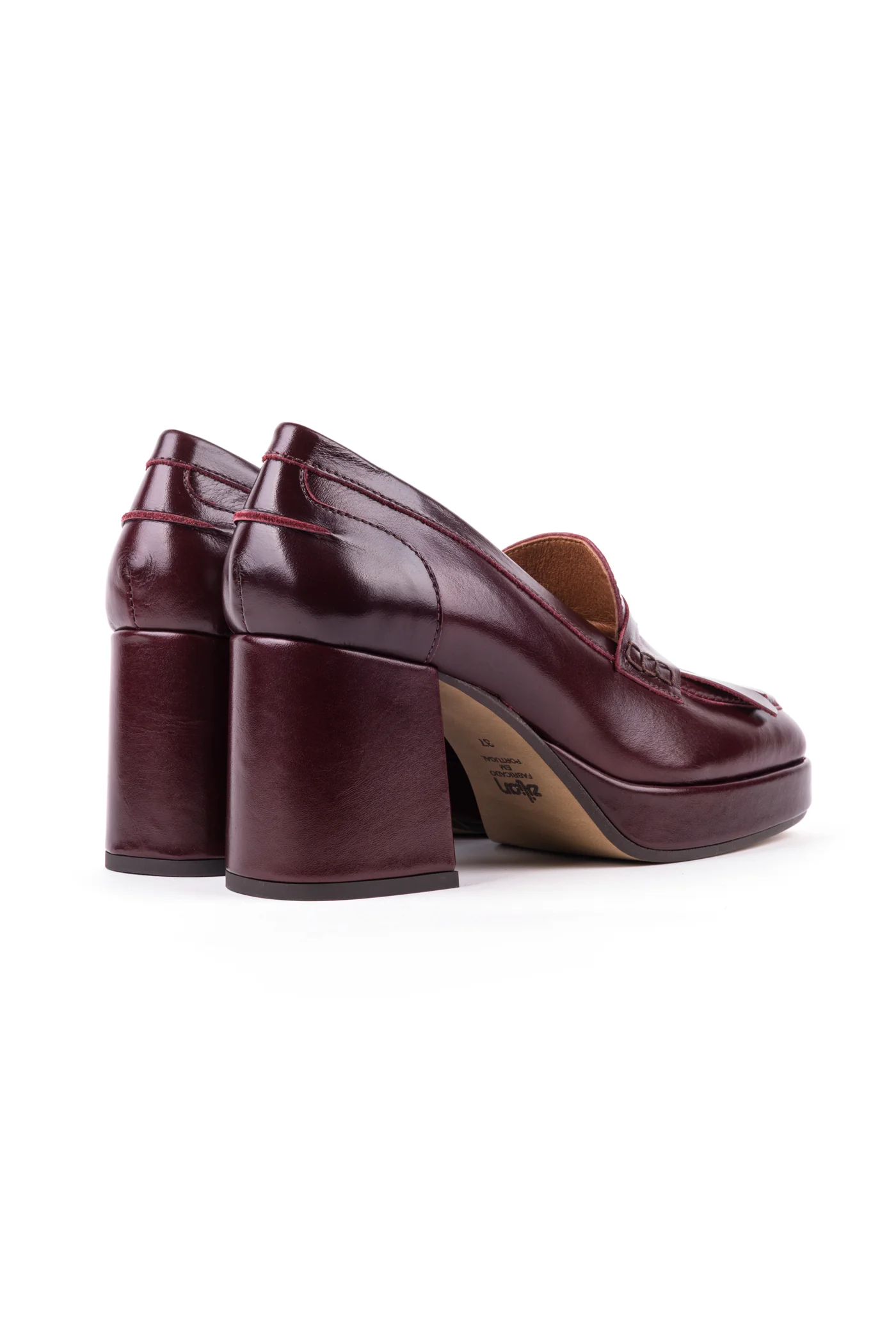 Sapatos de salto alto com franjas em pele - Image 9