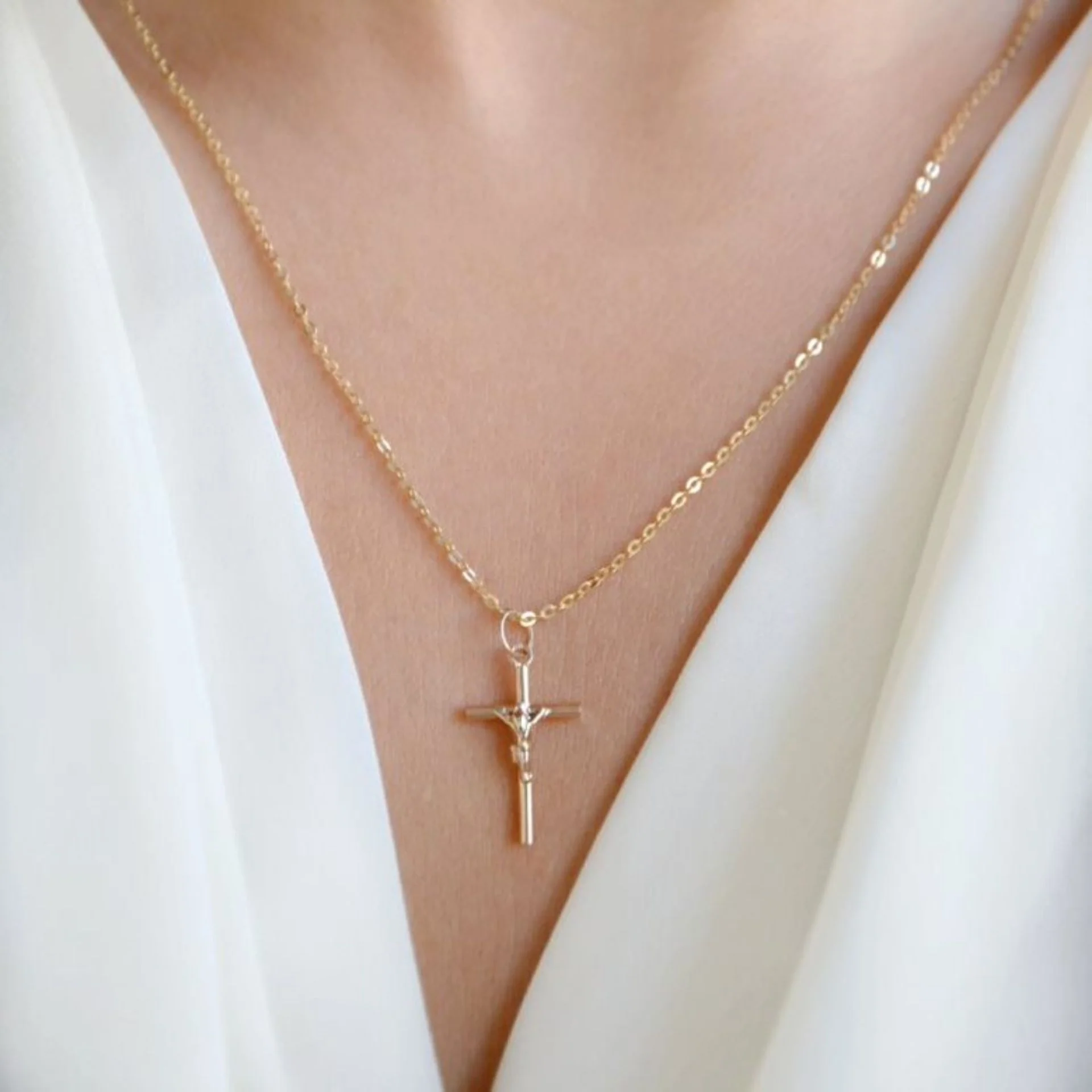 Colar Crucifixo em - Image 2