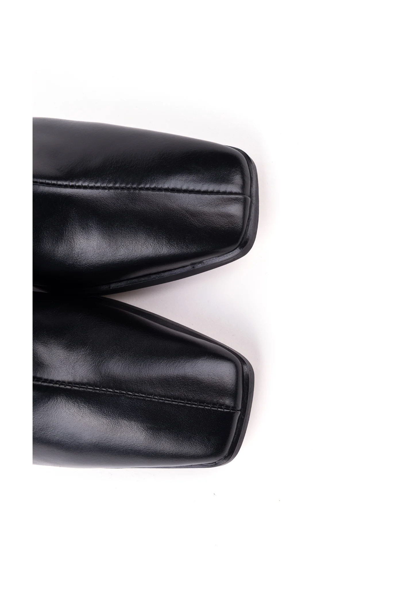Botas de salto alto em pele - Image 3