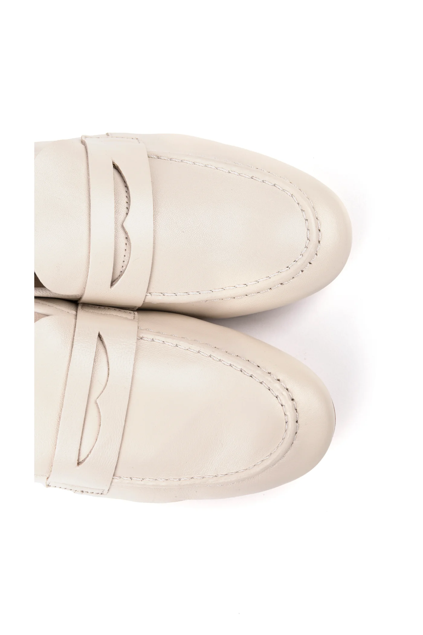 Loafers rasos em pele - Image 5